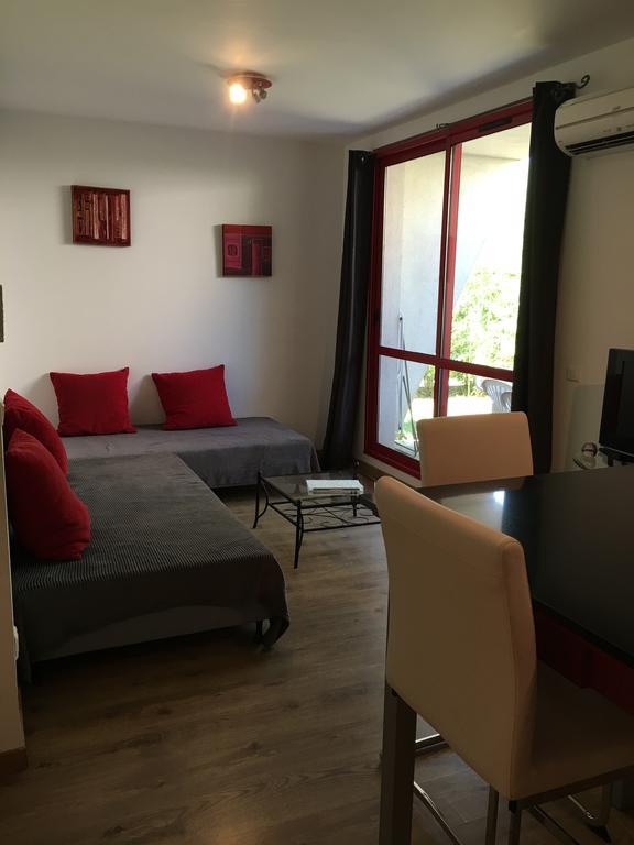 Appart'Hotel Et Chambres Essentiel Spa Arles Exterior foto