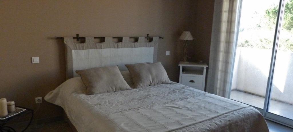 Appart'Hotel Et Chambres Essentiel Spa Arles Cameră foto