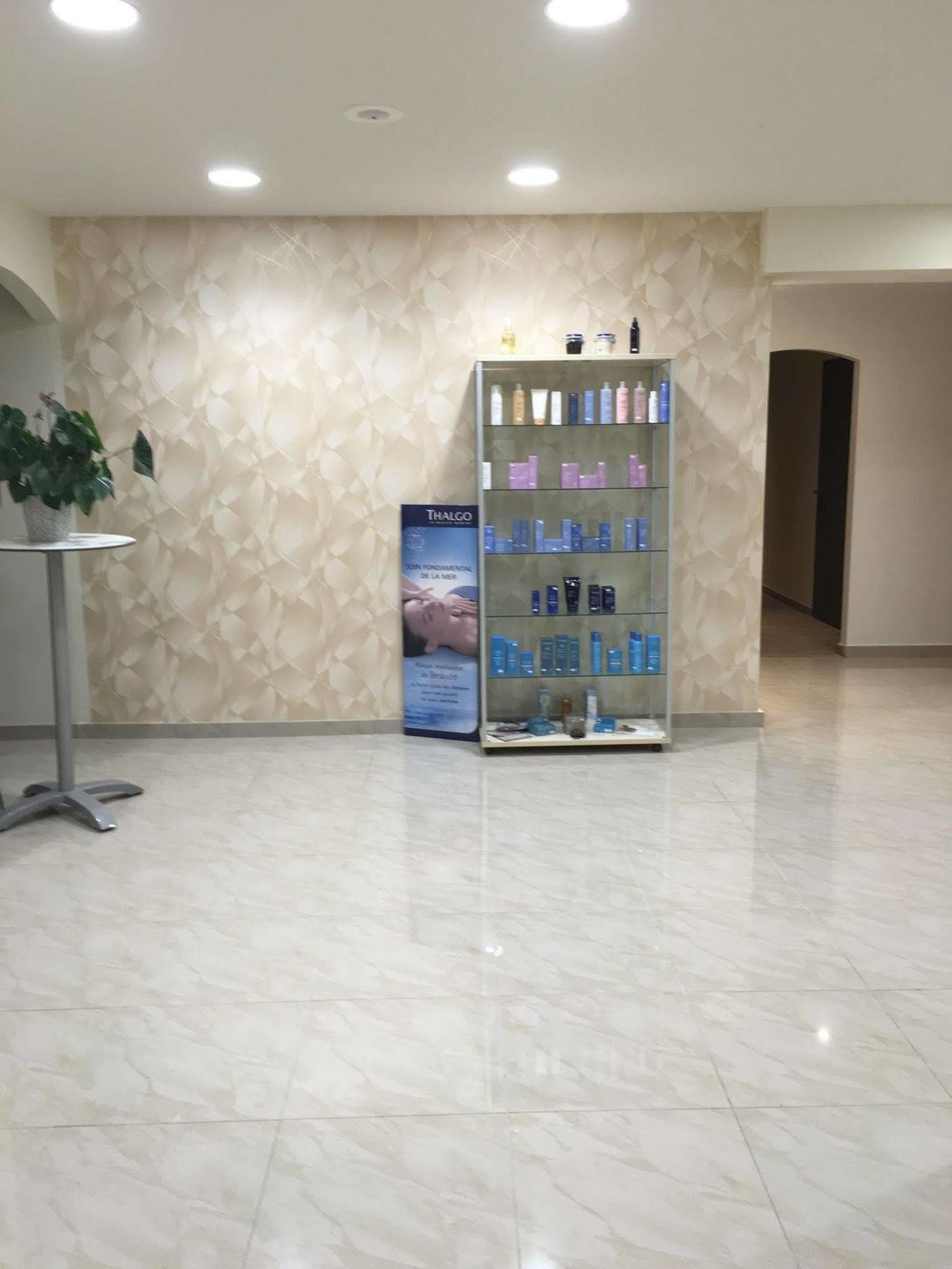 Appart'Hotel Et Chambres Essentiel Spa Arles Exterior foto